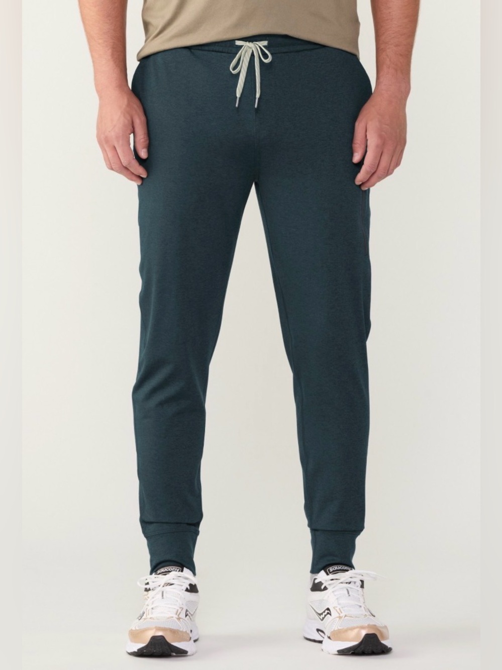 Vuori Sunday Performance Joggers Ink Heather XXL NWOT